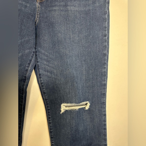 Express Modern Straight Super High Rise Jeans - Large - Picture 3 of 10